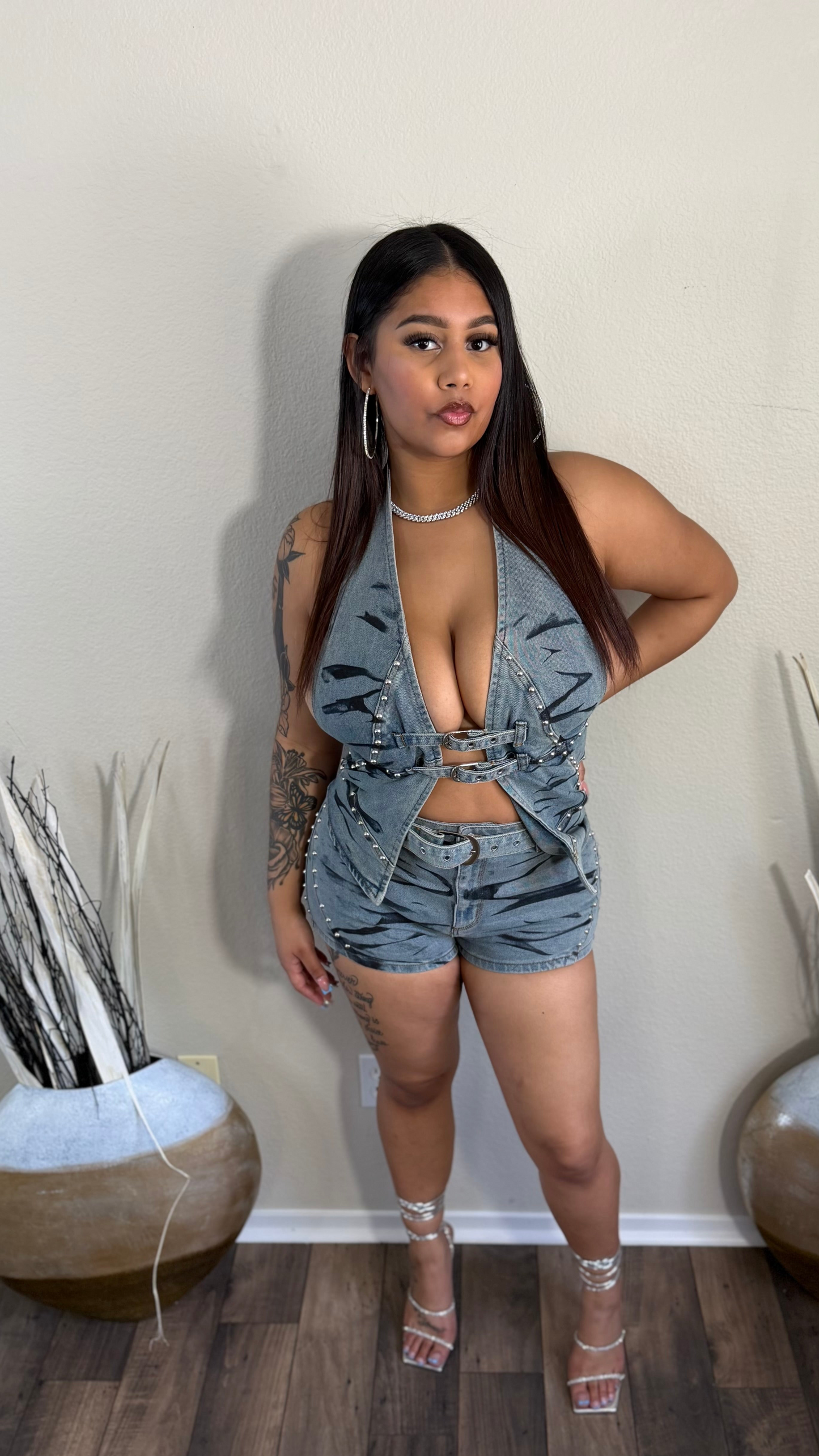SCENE STEALER 2 PIECE SET