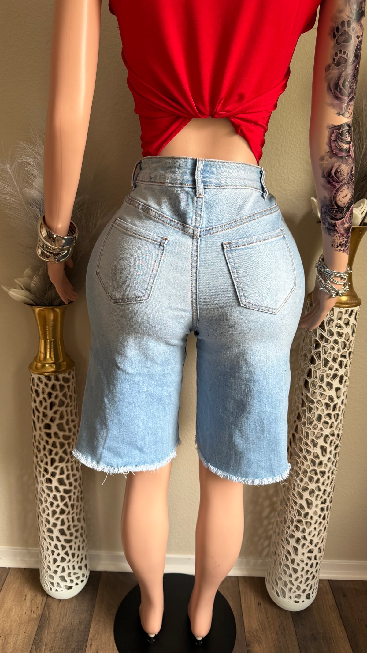 CUT DIFFERENT JORTS
