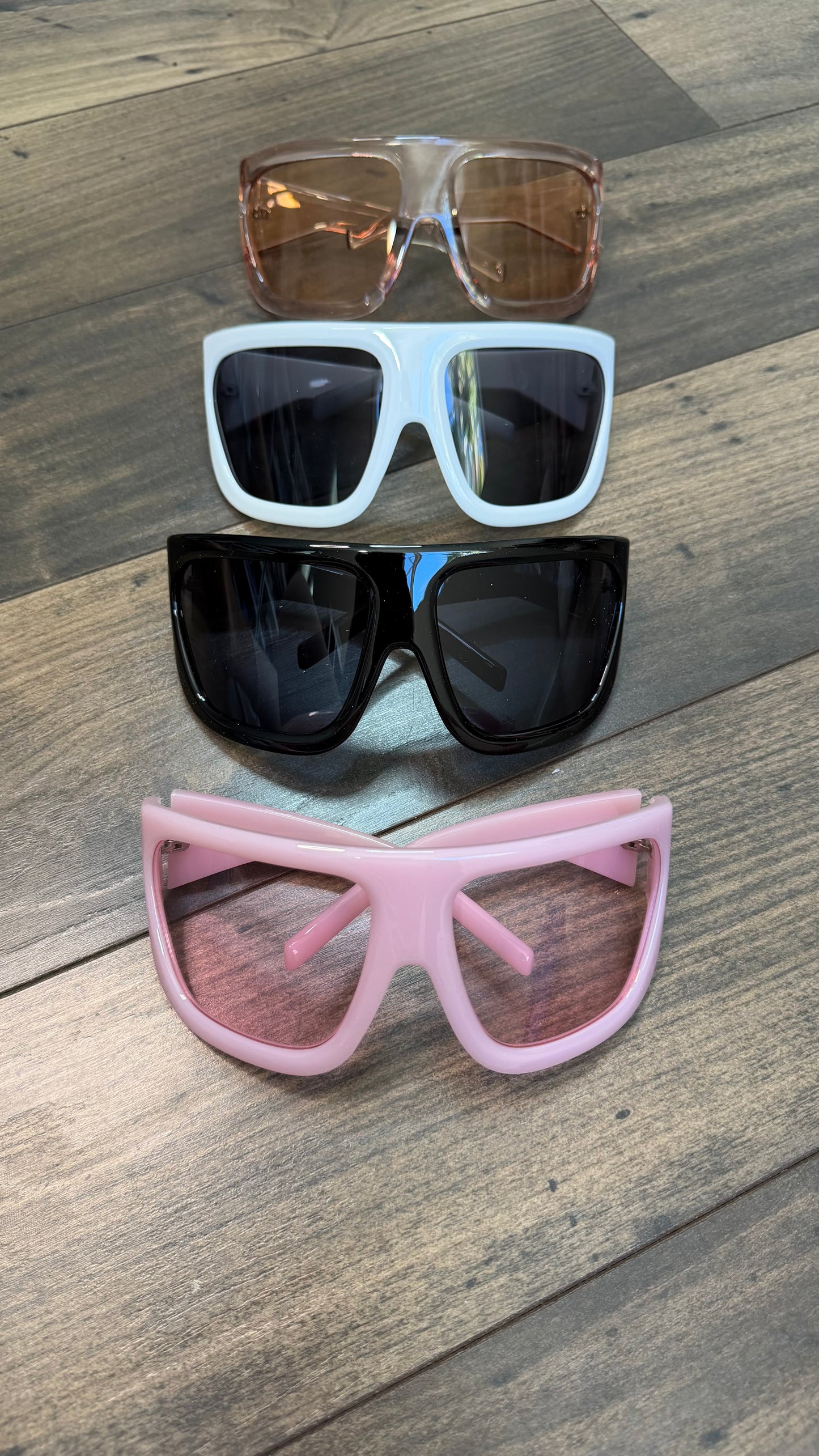 PRETTY VISION SUNGLASSES