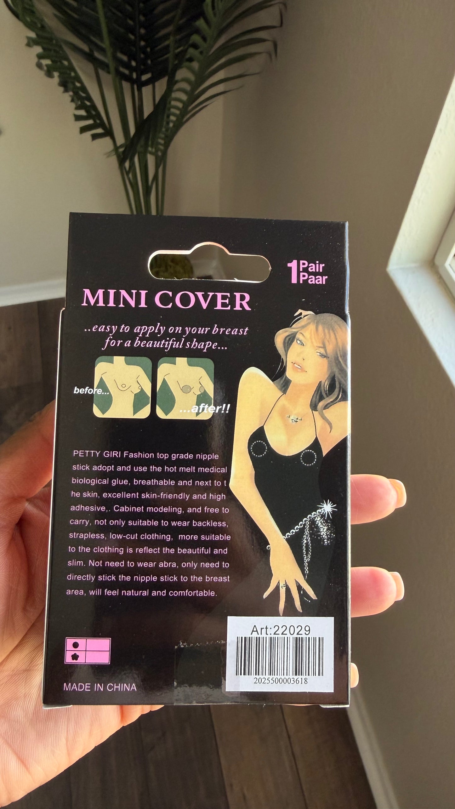 ADHESIVE BREAST COVERS