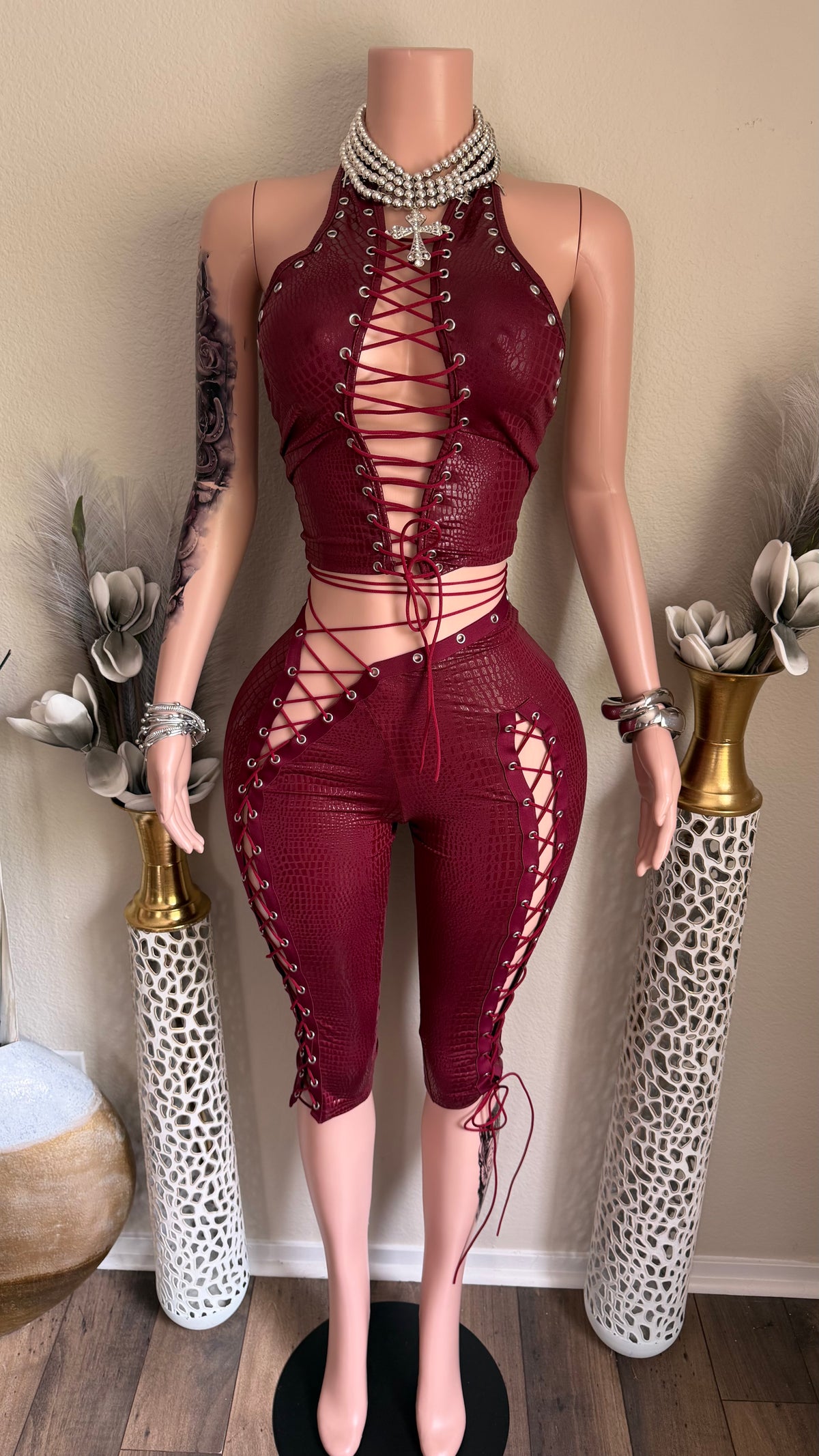 DANGEROUSLY FINE SET