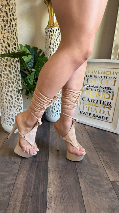 HIGH STANDARDS HEEL (BEIGE)