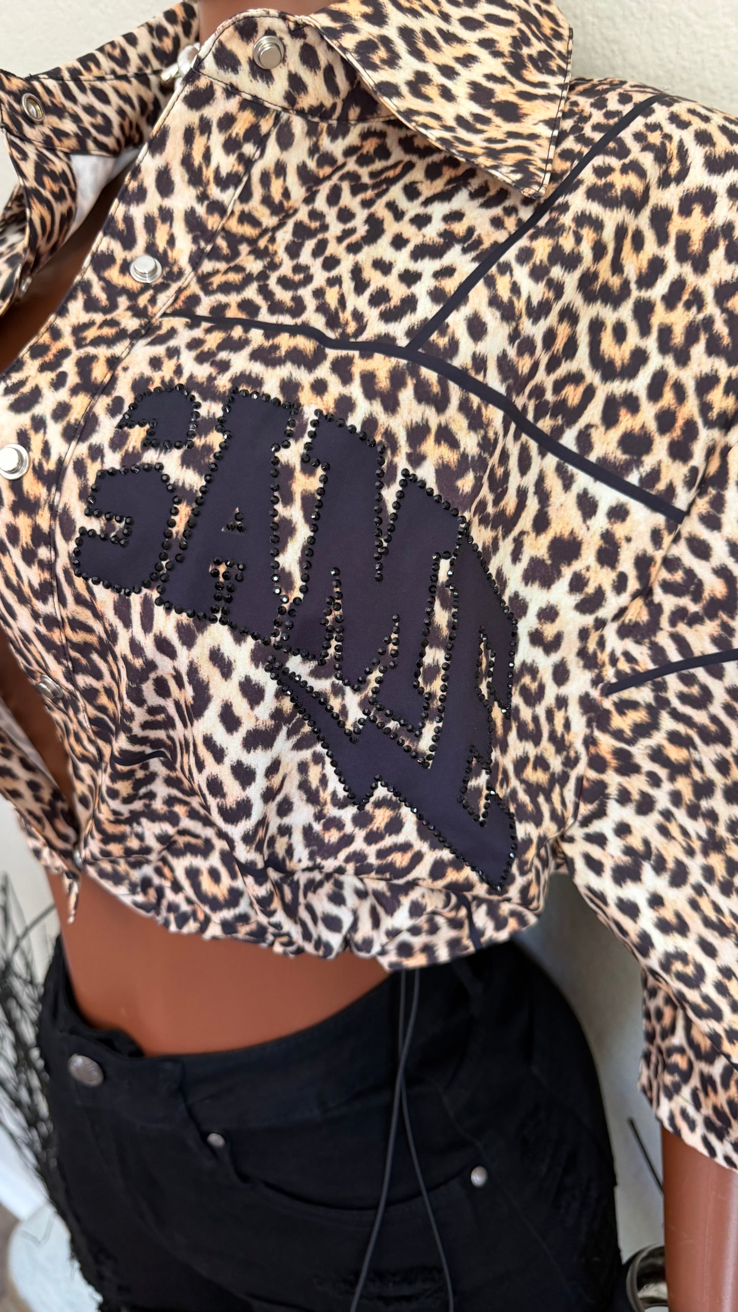 LEOPARD SEASON CROPPED JACKET