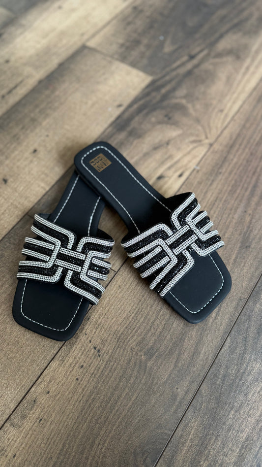 SOFT STEP SANDALS (BLACK)