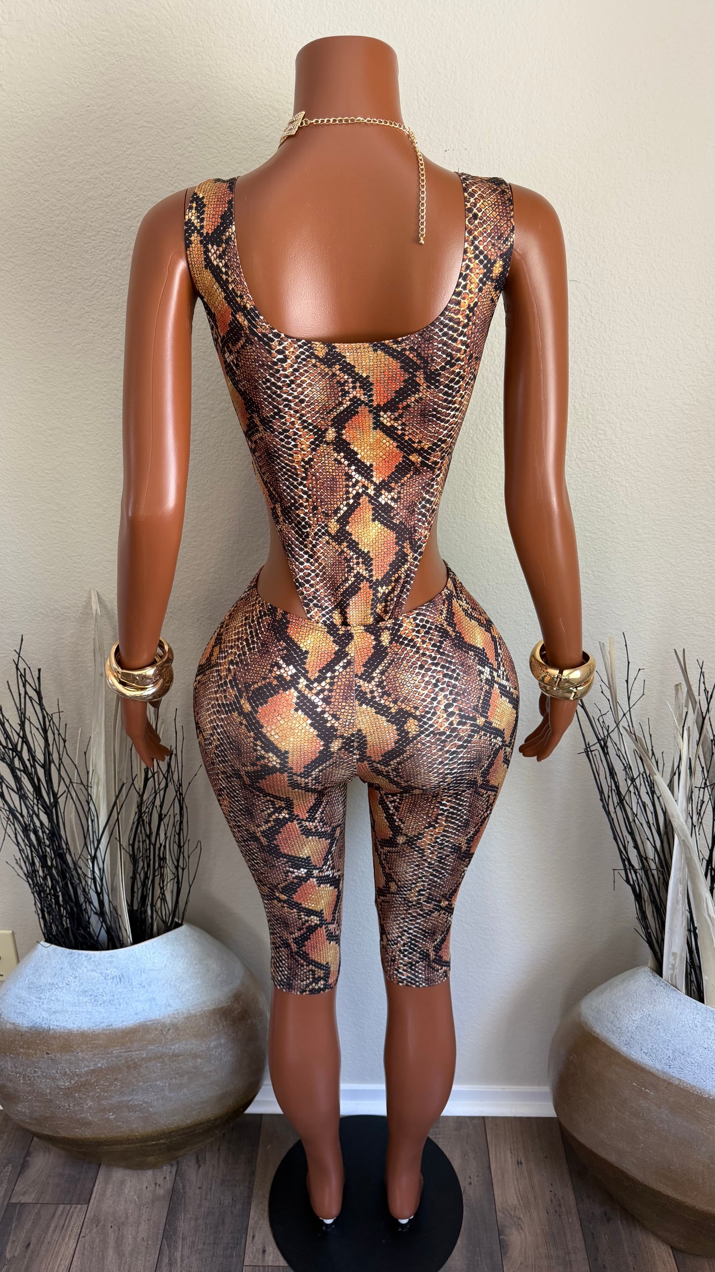 HISS & TELL 2 PIECE SET