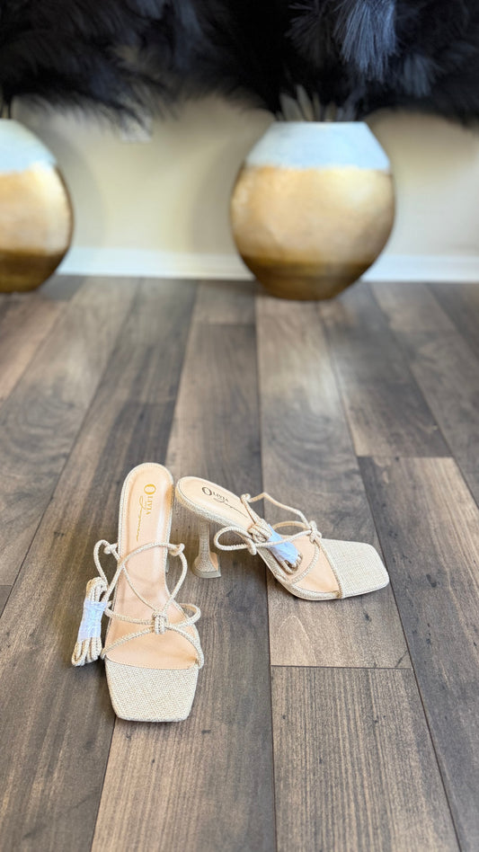 CITY GIRL HEEL (RAFFIA)