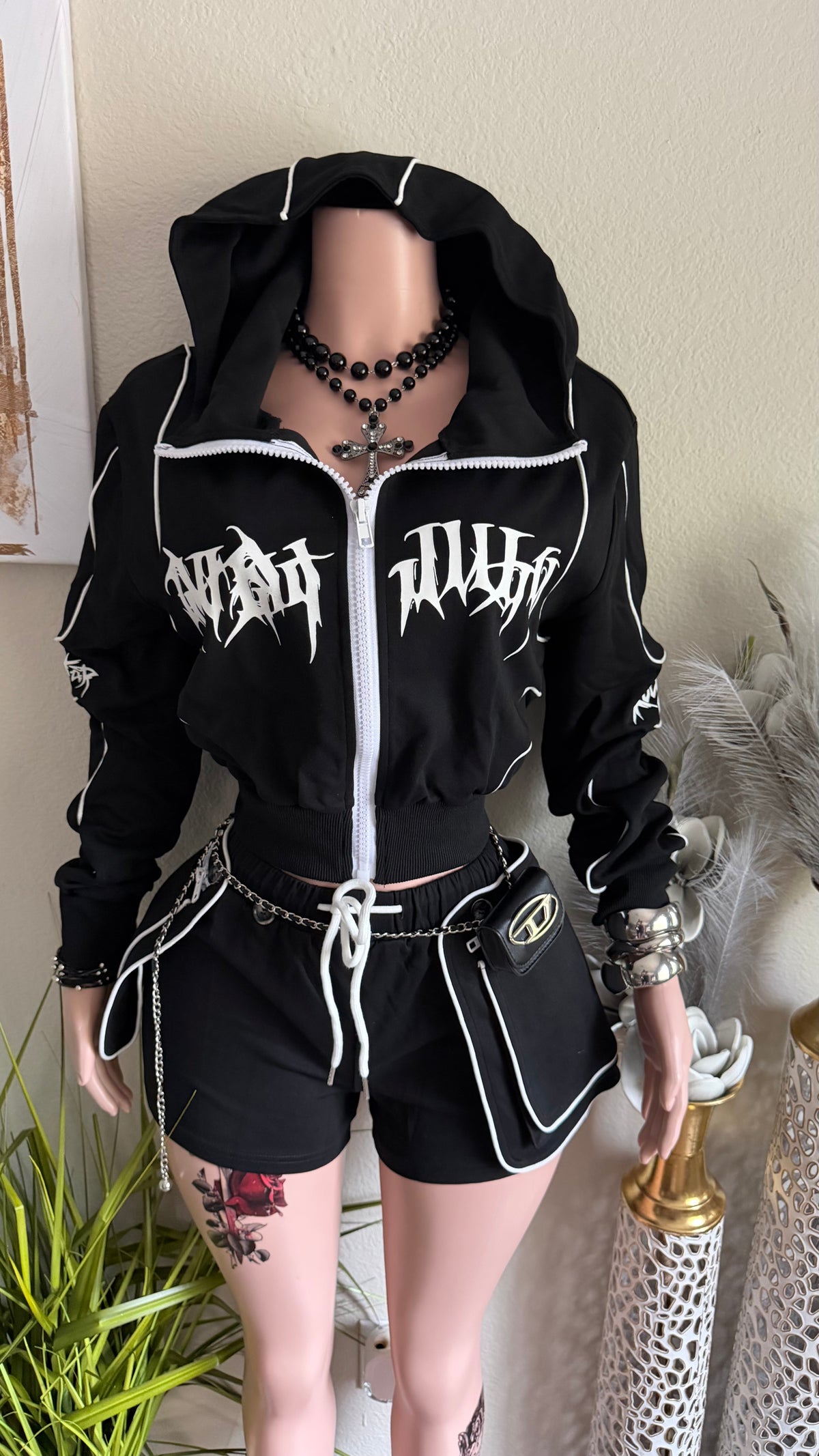 SPECIAL EDITION SHORT SET