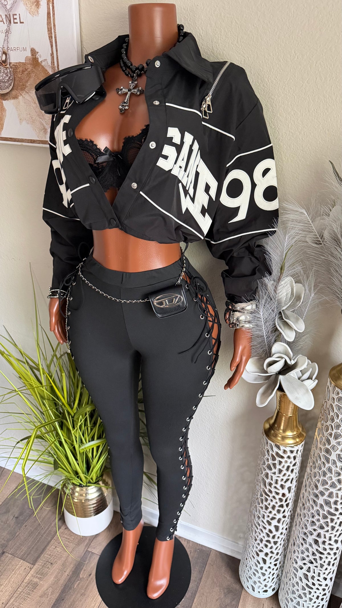 HEAVY HITTER CROPPED JACKET (BLACK)