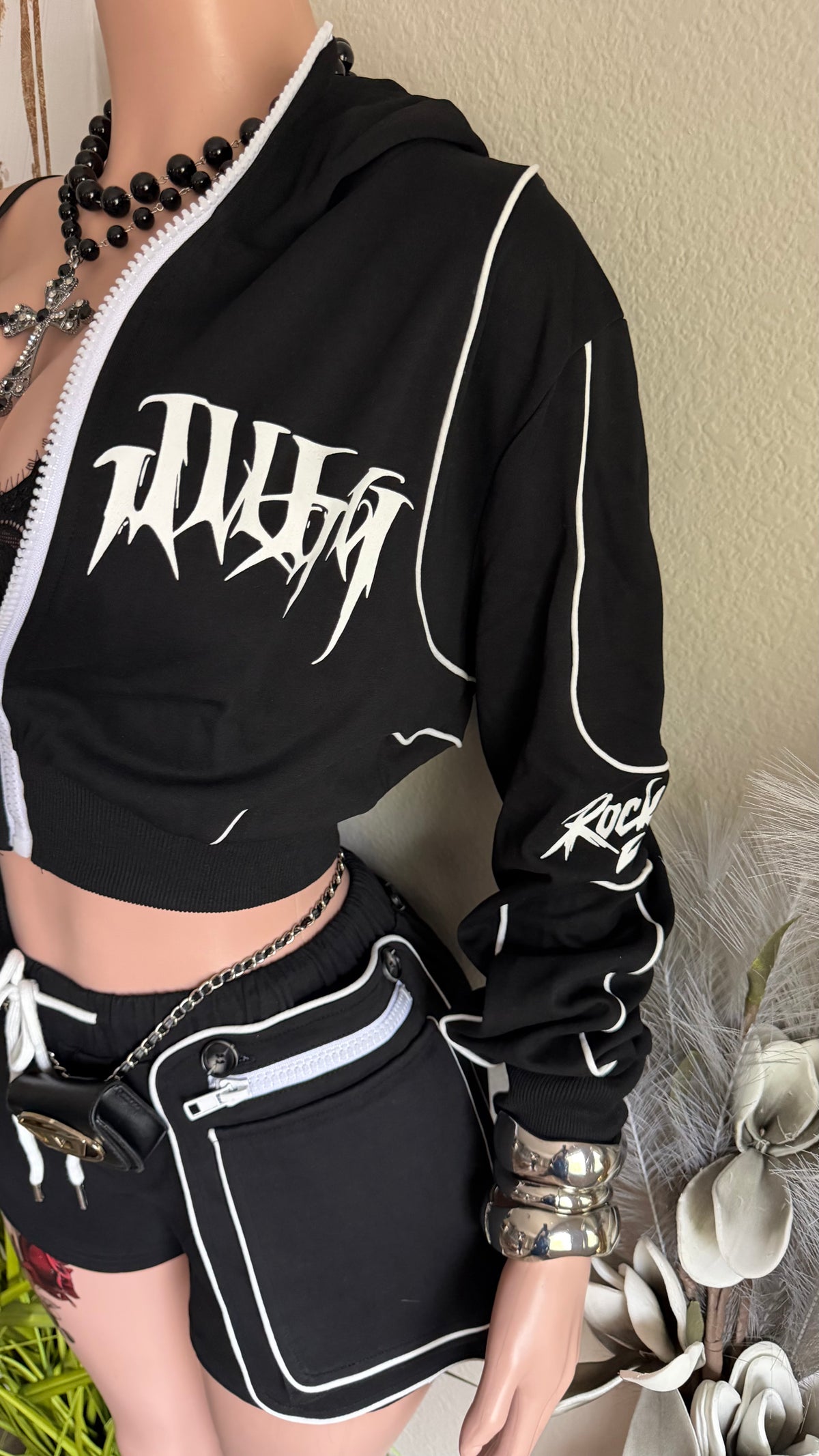 SPECIAL EDITION SHORT SET