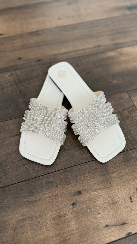 SOFT STEP SANDALS (WHITE)