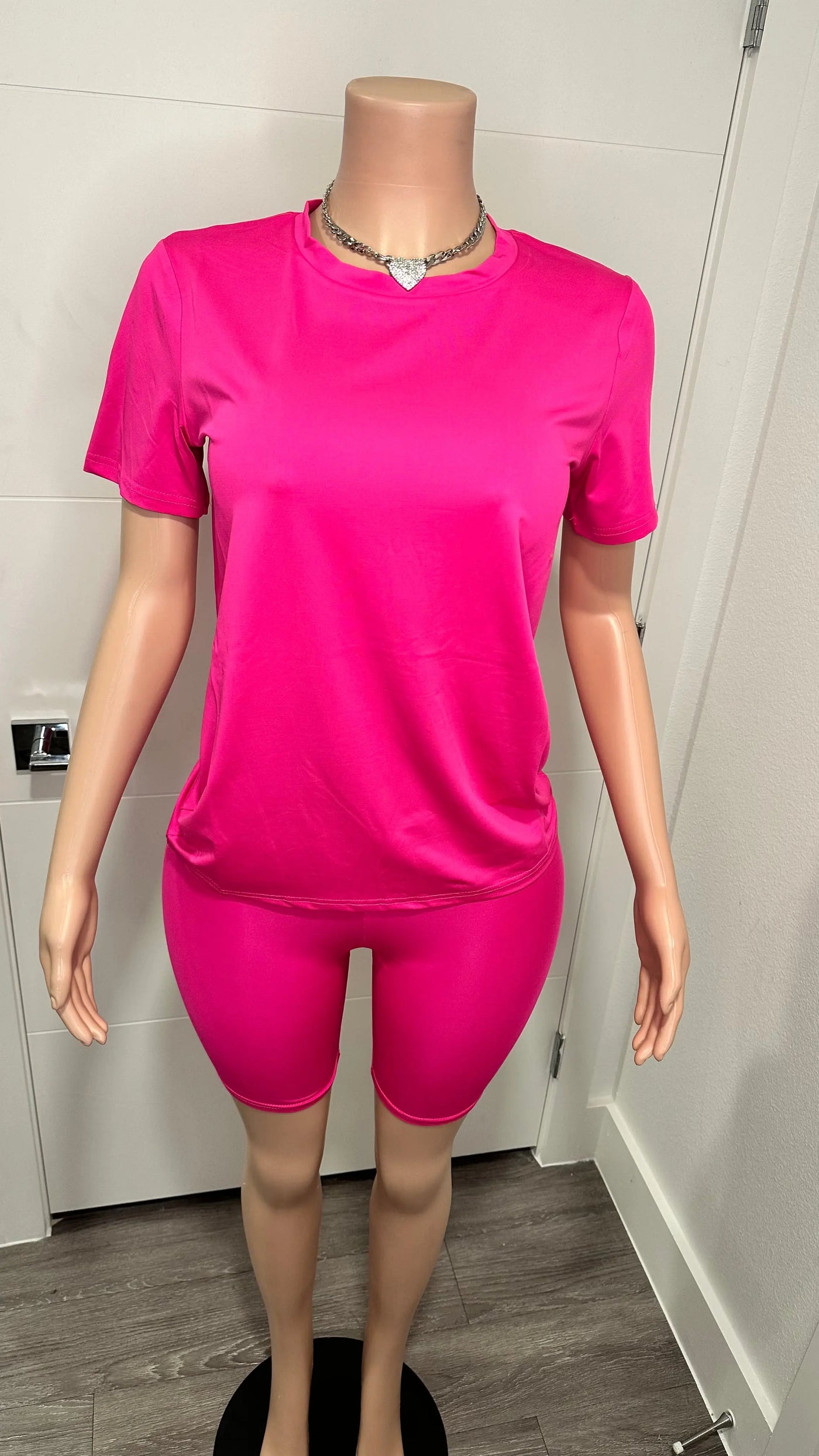 BIKER SHORT SET (FUCHSIA) Couture For You