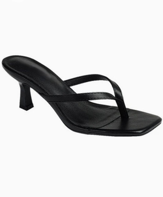 EASY NIGHT KITTEN HEEL