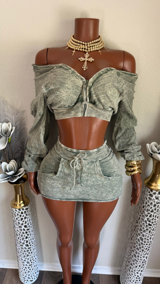 WASHED DIFFERENT SET (MOSS GREEN)