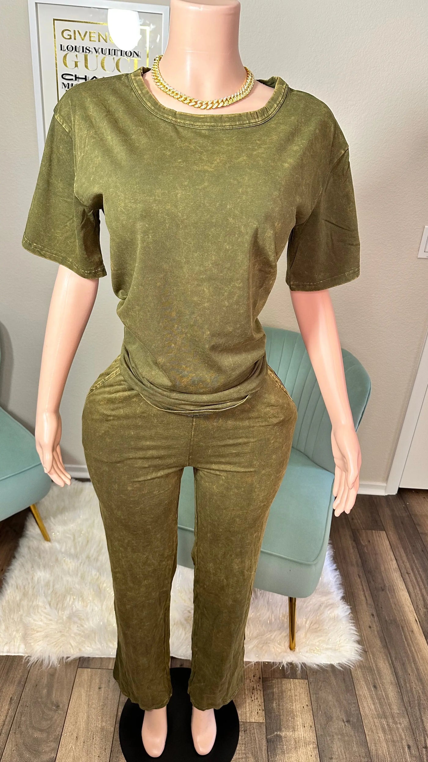 ESSENTIAL SET (OLIVE) Couture For You