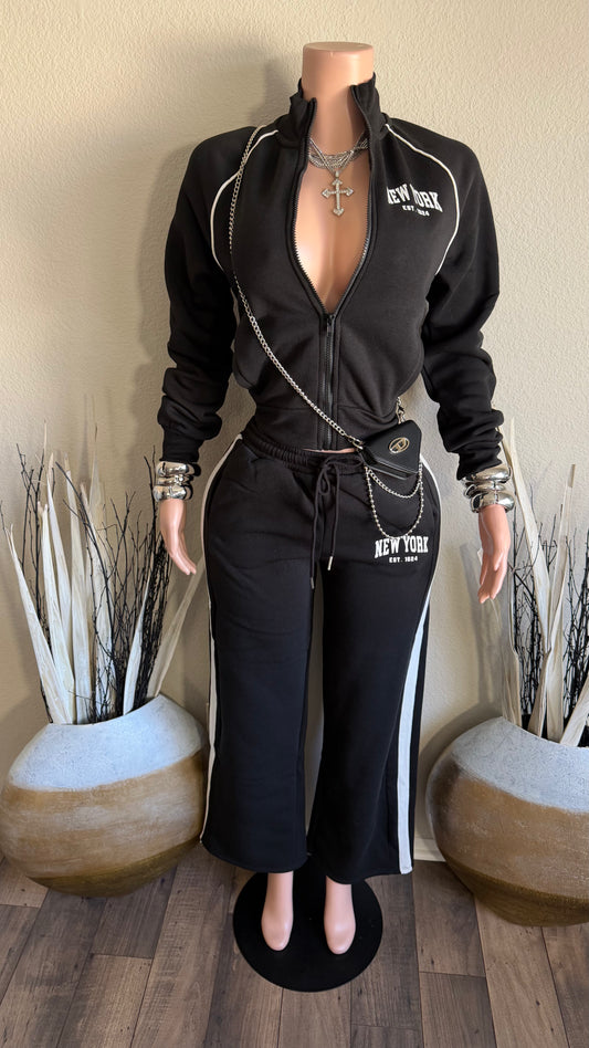 EMPIRE STATE LOUNGE SET (BLACK)