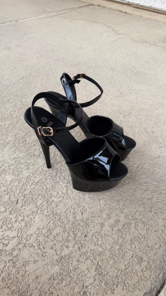 DOLL BEHAVIOR HEEL (BLACK)