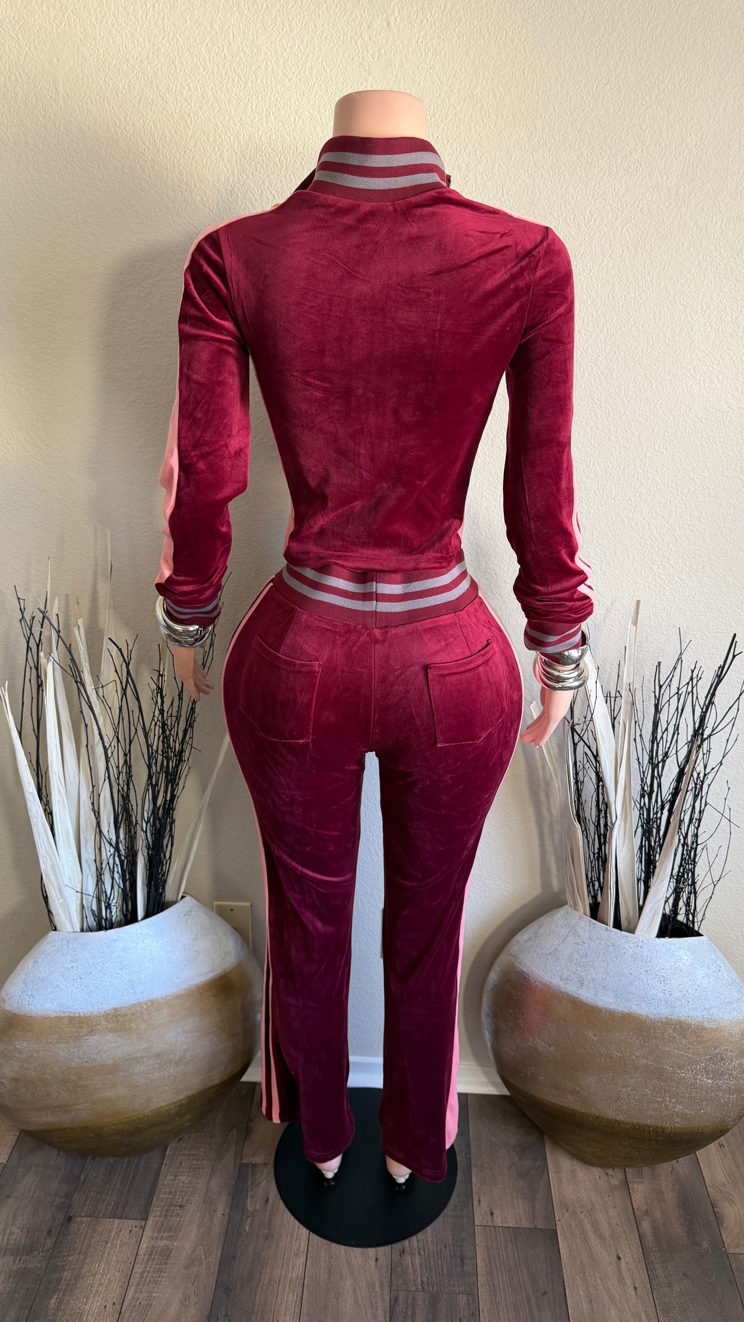 THE VINTAGE CODE VELOUR SET (BURGUNDY)