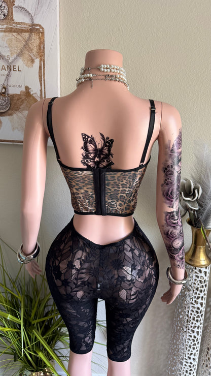 SPOTTED IN LACE CORSET
