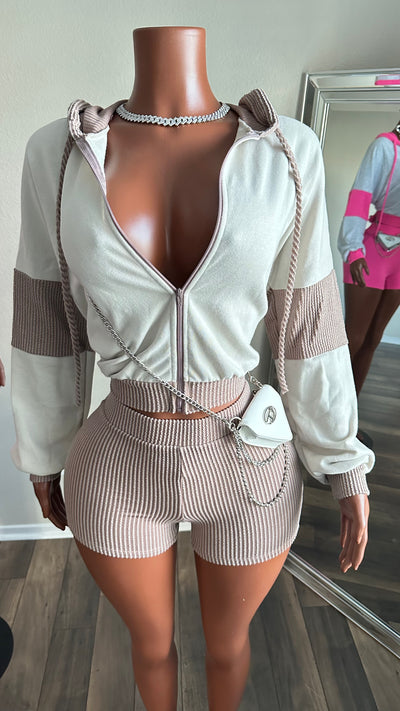 OASIS SHORT SET (TAUPE) Couture For You