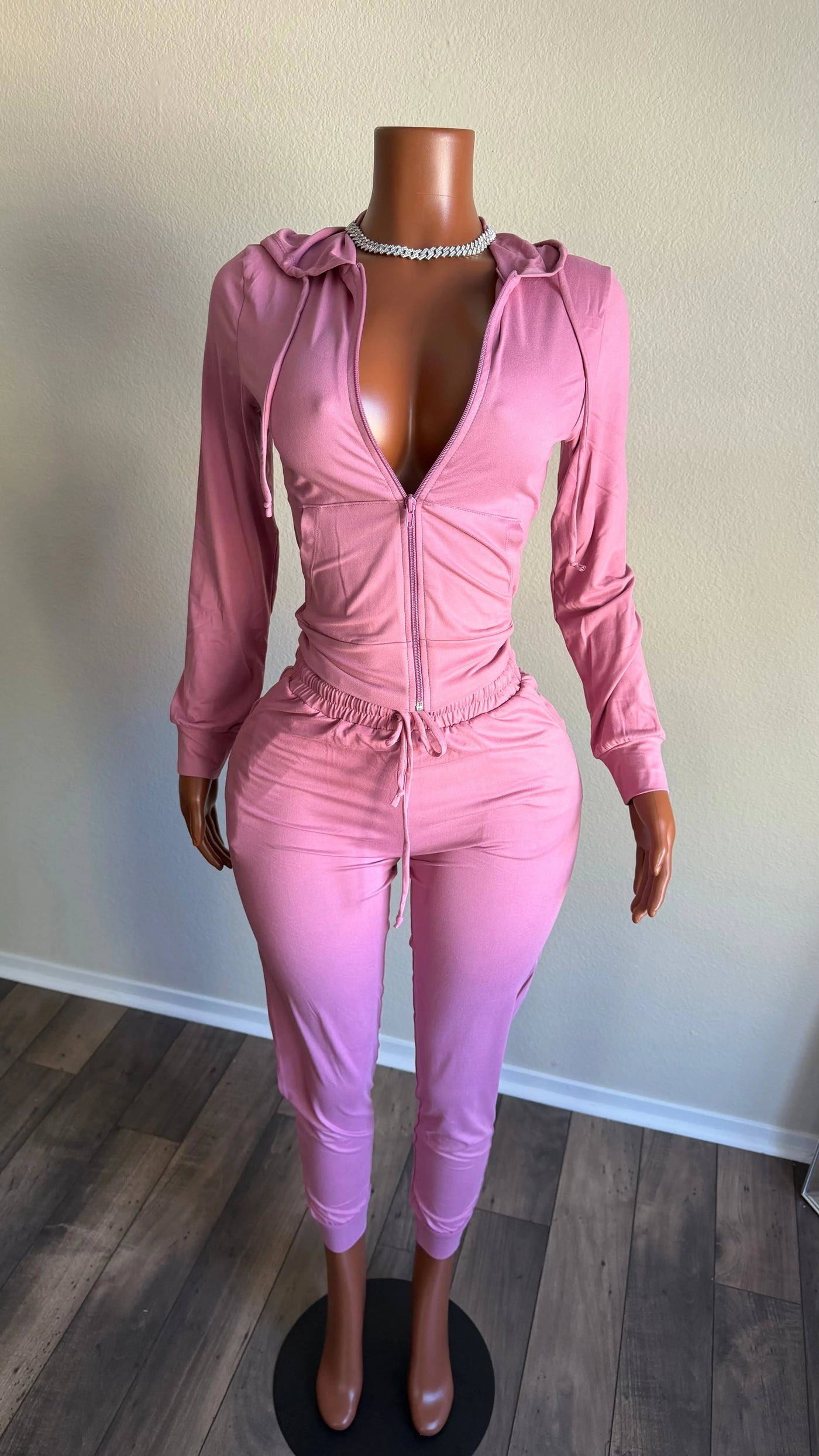OFF DUTY JOGGER SET (MAUVE) Couture For You